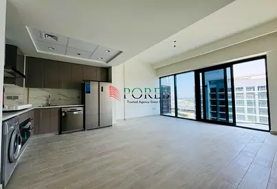 Top Floor | Fully Furnished | 4 cheques