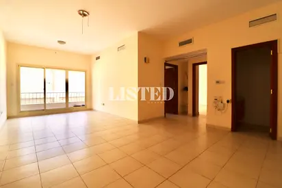 Corner 1BHK | Spacious Layout | Golf View