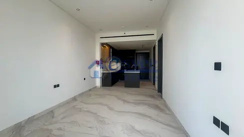 new apartment, unfurnished 1 bed room / 48 Parkside, Arjan