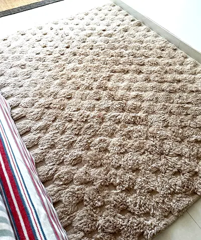 WOOL RUG - 170m - 240m