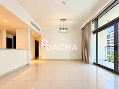 VACANT I MID FLOOR I 2 BEDROOM