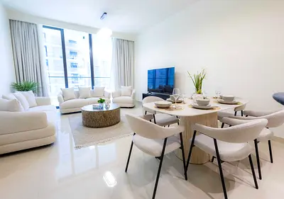 Exquisite 1-Bedroom Beachside Haven || Sea view