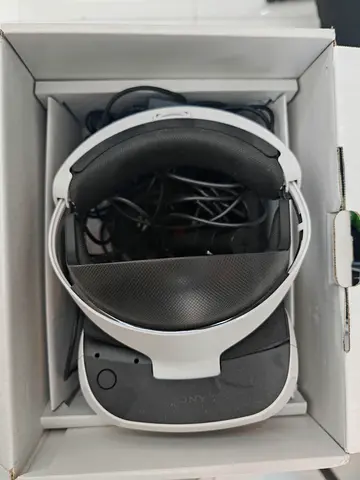 Sony PlayStation VR headset (PSVR) - used, with cables and box