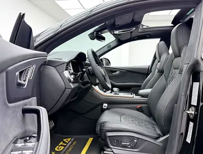 2026 AUDI SQ8 photo 8