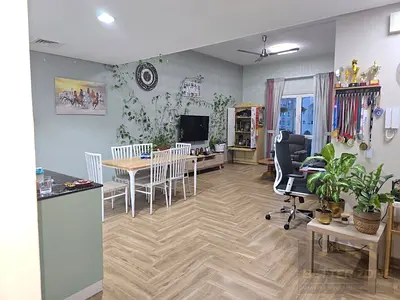 UNFURNISHED |Upgraded 1 Bed| Vaastu Compliance