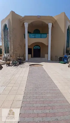 للإيجار فيلا الطرفا _الشارقه