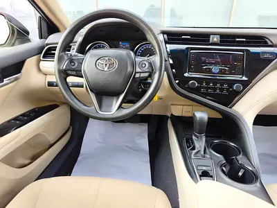 2020 Toyota CAMRY — миниатюра 11
