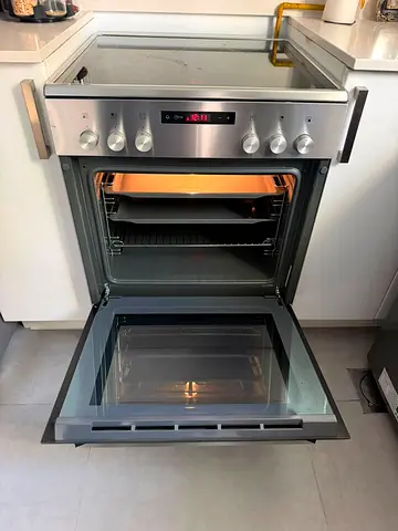Cooking range