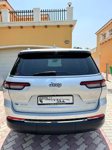 صورة 6 لـ 2022 JEEP GRAND CHEROKEE L
