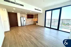 Corner 2 Bedroom | Spacious | Available Oct