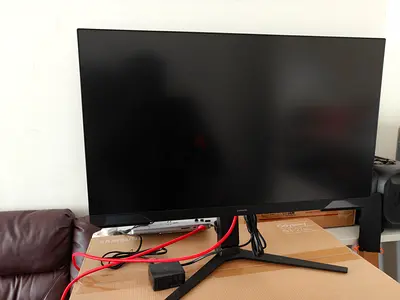 Samsung g3 G30D 27 inch excellent for sale.