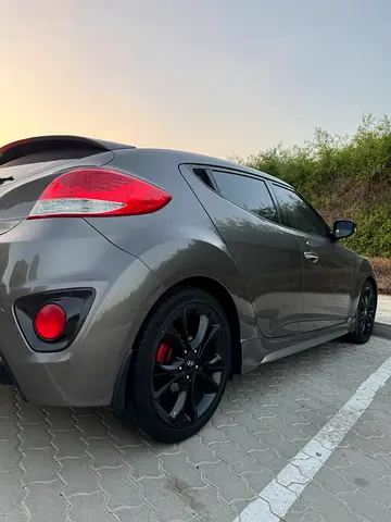 صورة 5 لـ 2016 Hyundai VELOSTER