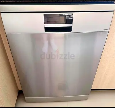 Siemens iq700 freestanding stainless steel dishwasher - good condition