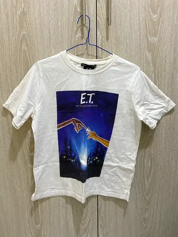 White E.T. Graphic T-shirt - Size M, lightly used