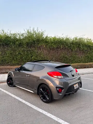 صورة 2 لـ 2016 Hyundai VELOSTER