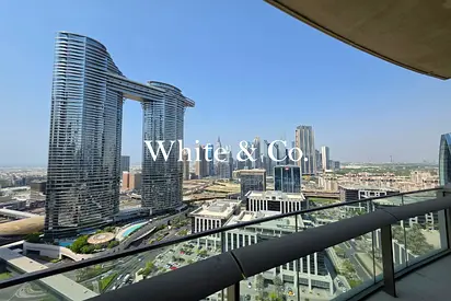 High Floor | Corner Layout | Vacant now