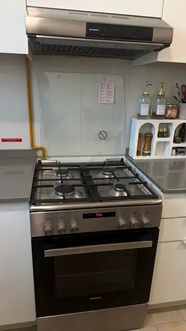 Siemens stove gas cooker 60x60 with electric oven - perfect condition