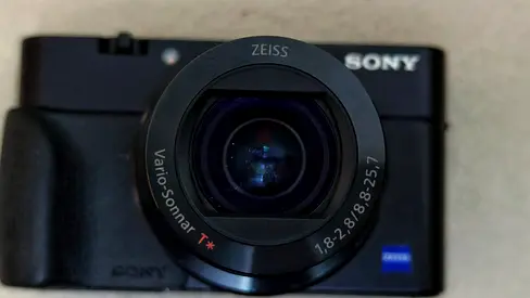Sony Cyber-shot DSC-RX100M3 20.1 MP Compact Digital Camera