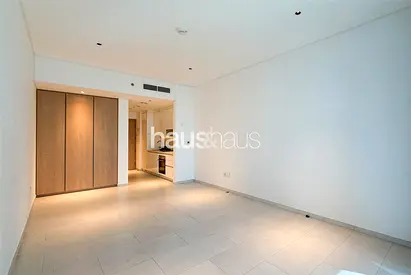 Canal View | Vacant Now | Spacious Studio