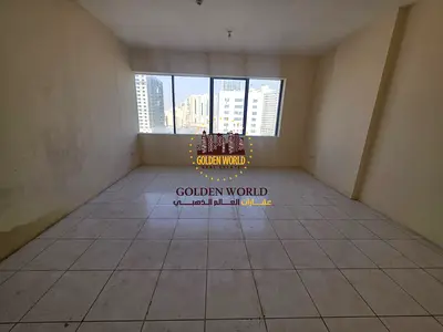 للإيجار في المجاز 1 | 3 غرف وصالة بنظام شيرينج | غرفة ماستر | مساحة كبيرة وبلكون | 58 ألف سنويًا