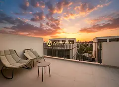 Fully Furnished | Landscaped | Vacant now