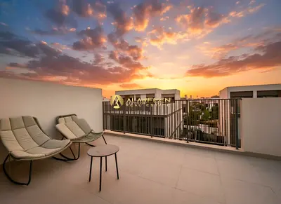 Fully Furnished | Landscaped | Vacant now
