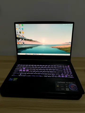 MSI Katana 16GB RAM GeForce RTX 4050 1TB SSD
