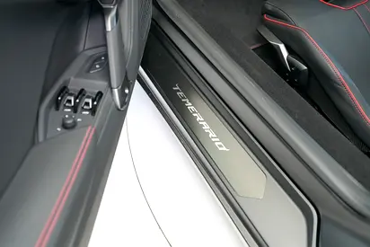 2026 Lamborghini TEMERARIO photo 6