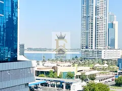 1 month free Seaview Prime location master room wardrobe gym and pool free