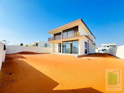 Executive Villa | Private Garden | Prime Location |
