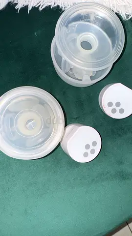 Momcozy Wearable Breast Pump S12 Pro - Lightly Used