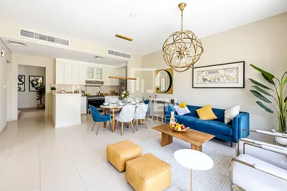 Elegant Layout and Furnished with Garden View