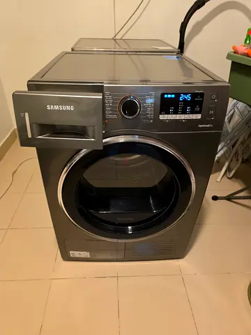 Samsung Heat Pump Dryer 9KG With Great Condition Same As Like New