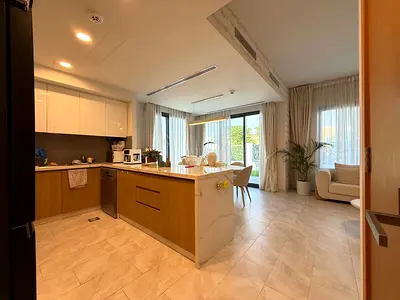 VASTU | END CORNER | MULTIPLE OPTIONS