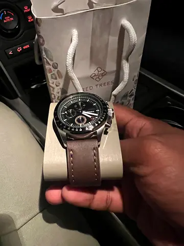 Men's chronograph wristwatch with brown leather strap