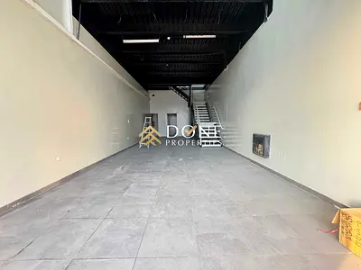 30 days free luxury shop very prime location near to 311 easy exit Dubai Mazzine floor office space only 110k