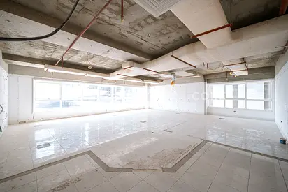 Vacant Office | Prime Location | DED License