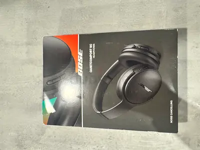 Bose QuietComfort SC Wireless Noise-Cancelling Headphones (Boxed) - Negotiable price