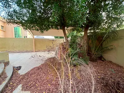 Luxury villa for sale in Al Muwaihat 3, Ajman | 5 bedrooms | Includes an external annex (utilities and A/C included) | Move-in ready | Freehold owners