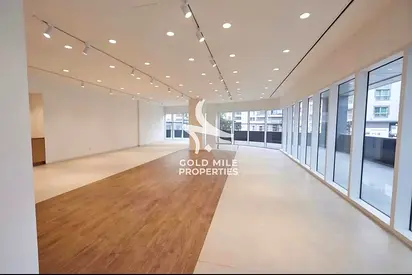 Big Showroom|| 3 Sides Corner || High Visibility || Lowest/SQFT