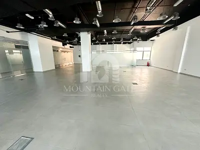 Shell & Core Shop | Prime Location | Spacious
