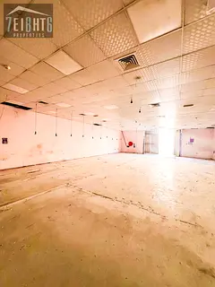 High-Ceiling Warehouse || Insulated || Commercial & industrial || DIP