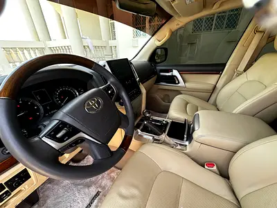 صورة 13 لـ 2017 Toyota LAND CRUISER