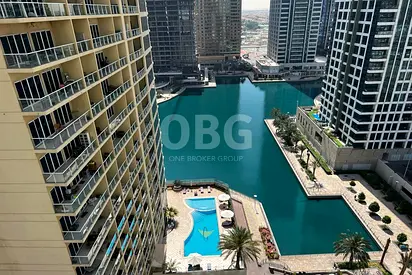 Magnificent large 1BR Full Lake View | Resale