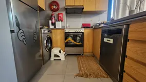 LUXURY FALAT 1BHK FULLY FURNISHED RENT ONLY 60K BIG BULCONEY GYM POOL VIEW PARIM LOCATION AREA