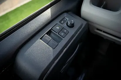 صورة 6 لـ 2026 Toyota HIACE