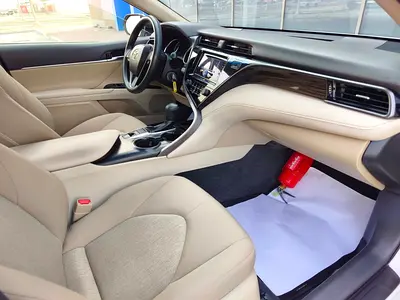 2020 Toyota CAMRY — миниатюра 10