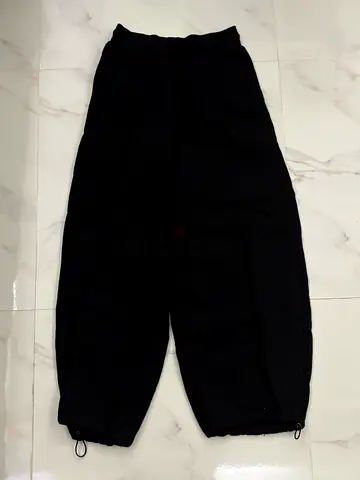 Black casual jogger pants - comfortable fit, elastic waist