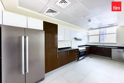 3 Bedroom Maid Apartment For Sale