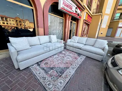 Looking Great Condition Crate&Barrel Lounge Deep 2+3 Sofa Beige